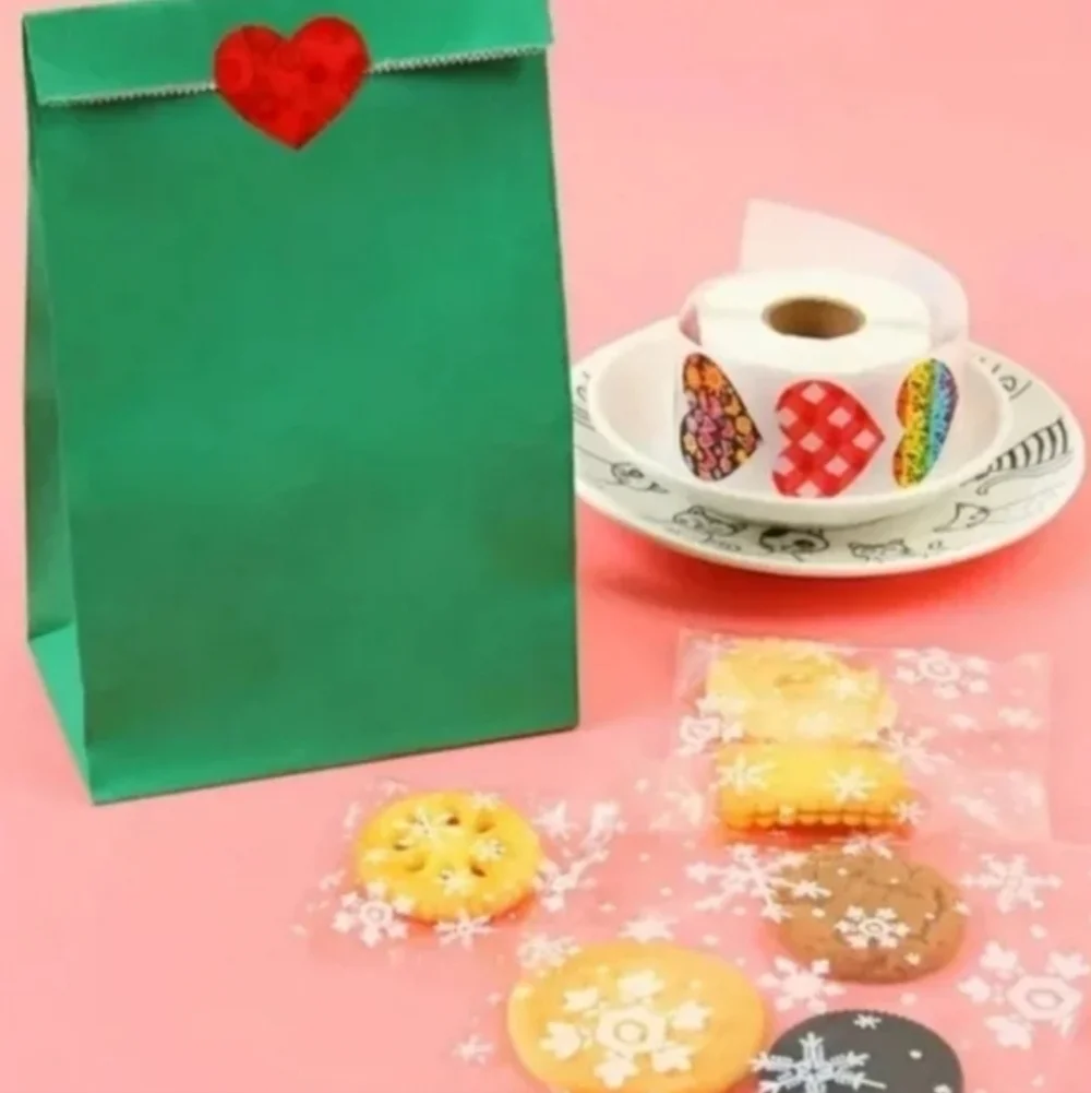 500 Pieces Roll Heart Sealing Sticker
